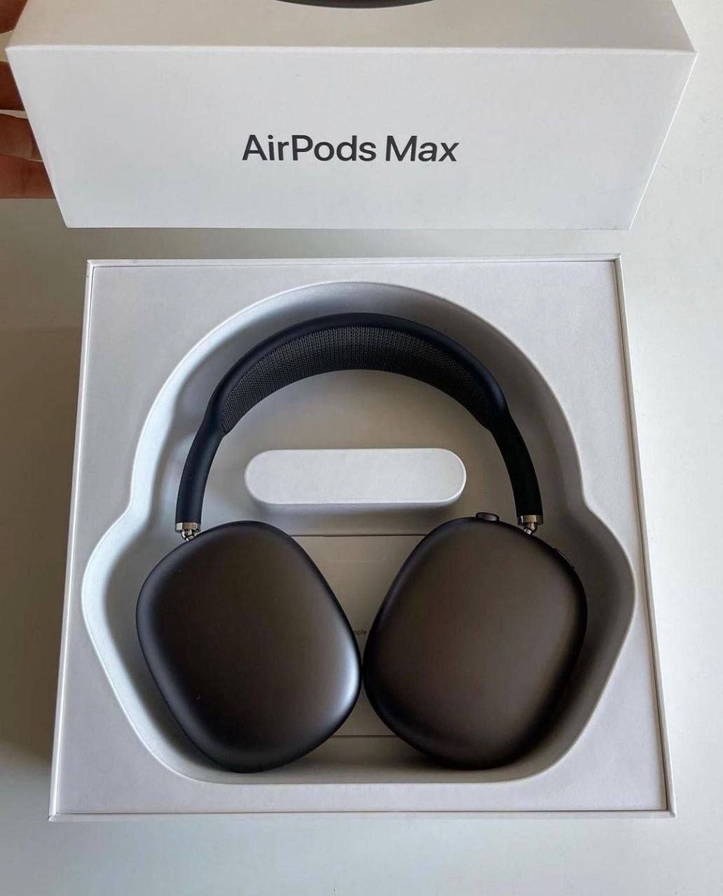 Apple AirPods Max Gallery