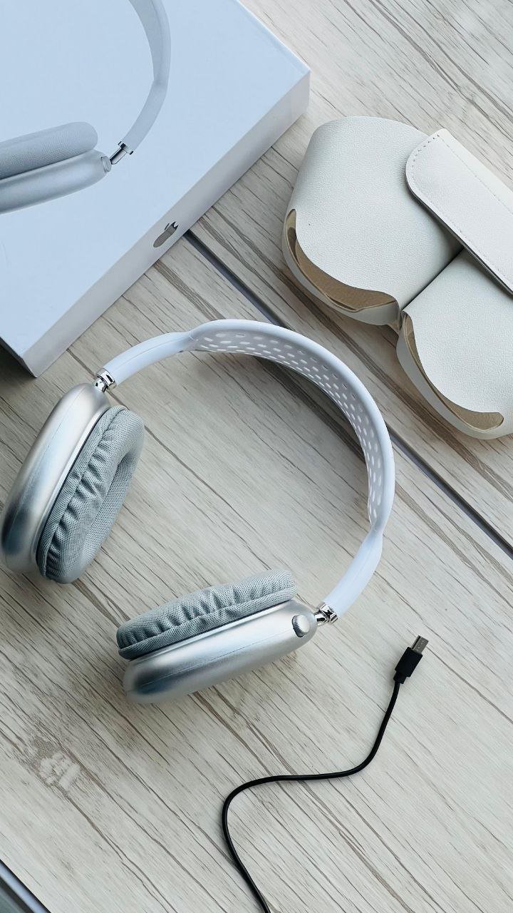 Apple AirPods Max Gallery