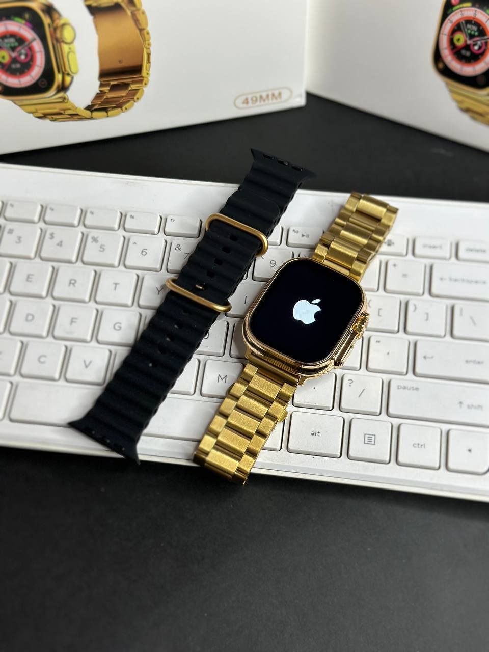 Apple Watch (Gold Stainless Steel Edition) Hover