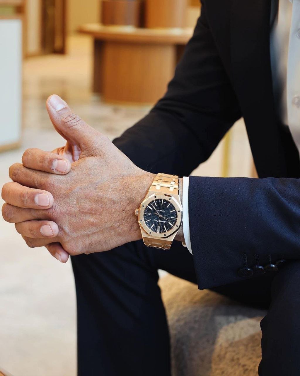 Audemars Piguet Royal Oak Selfwinding (Rose Gold with Black Dial) Gallery