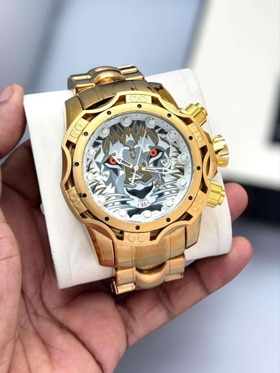 Invicta Bolt Zeus / Subaqua "Tiger Graphic" Custom Edition (Gold-Tone Heavy Stainless Steel Case with Sculpted Tiger Face Dial, Rotating Diver Bezel, and Matching Gold Bracelet) Hover