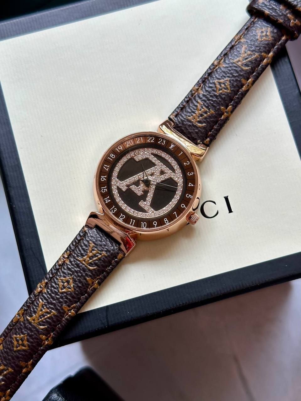 Louis Vuitton Monogram & Interlocking-G Fashion Hybrid Watch Gallery