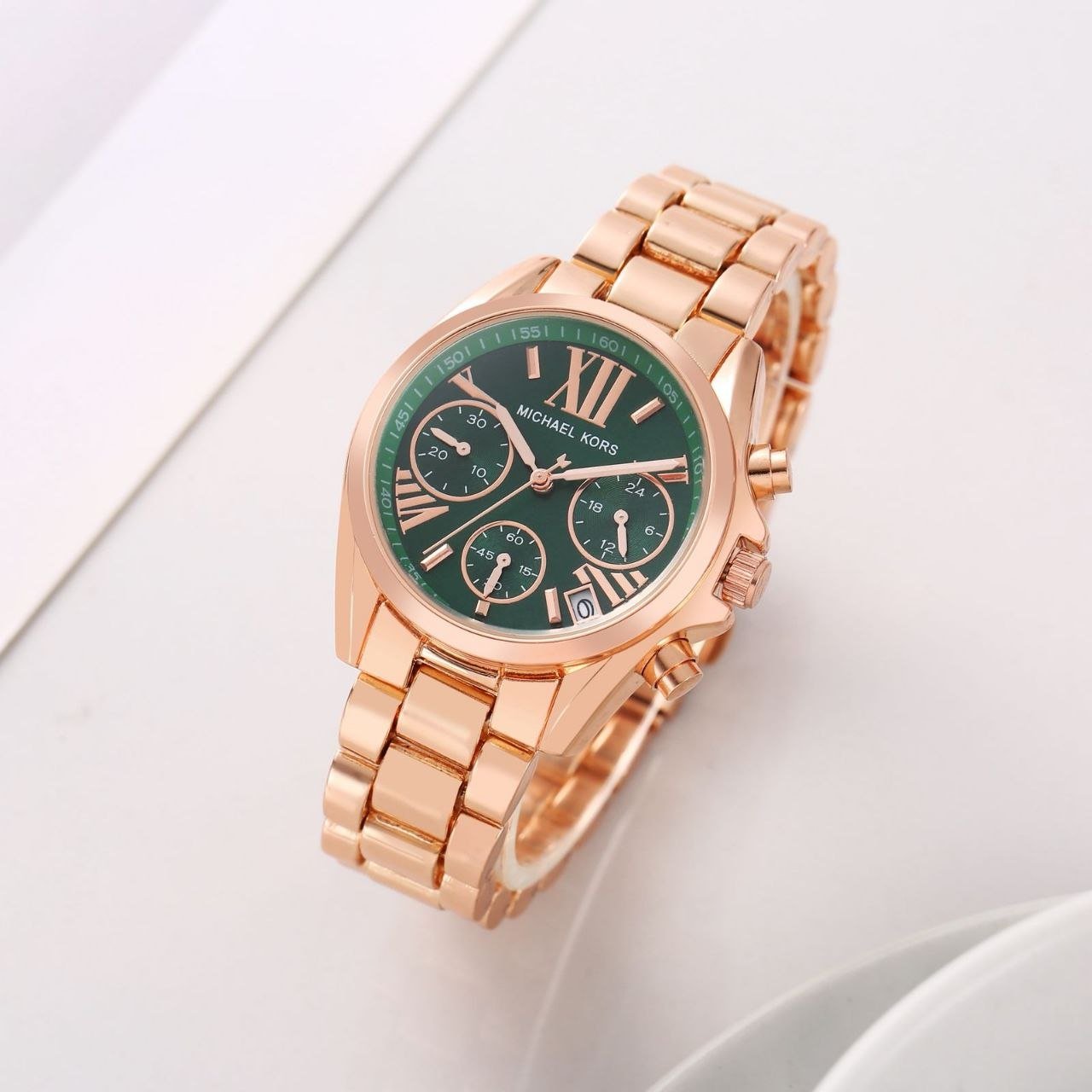 Michael Kors Bradshaw Chronograph Fashion Watch Gallery