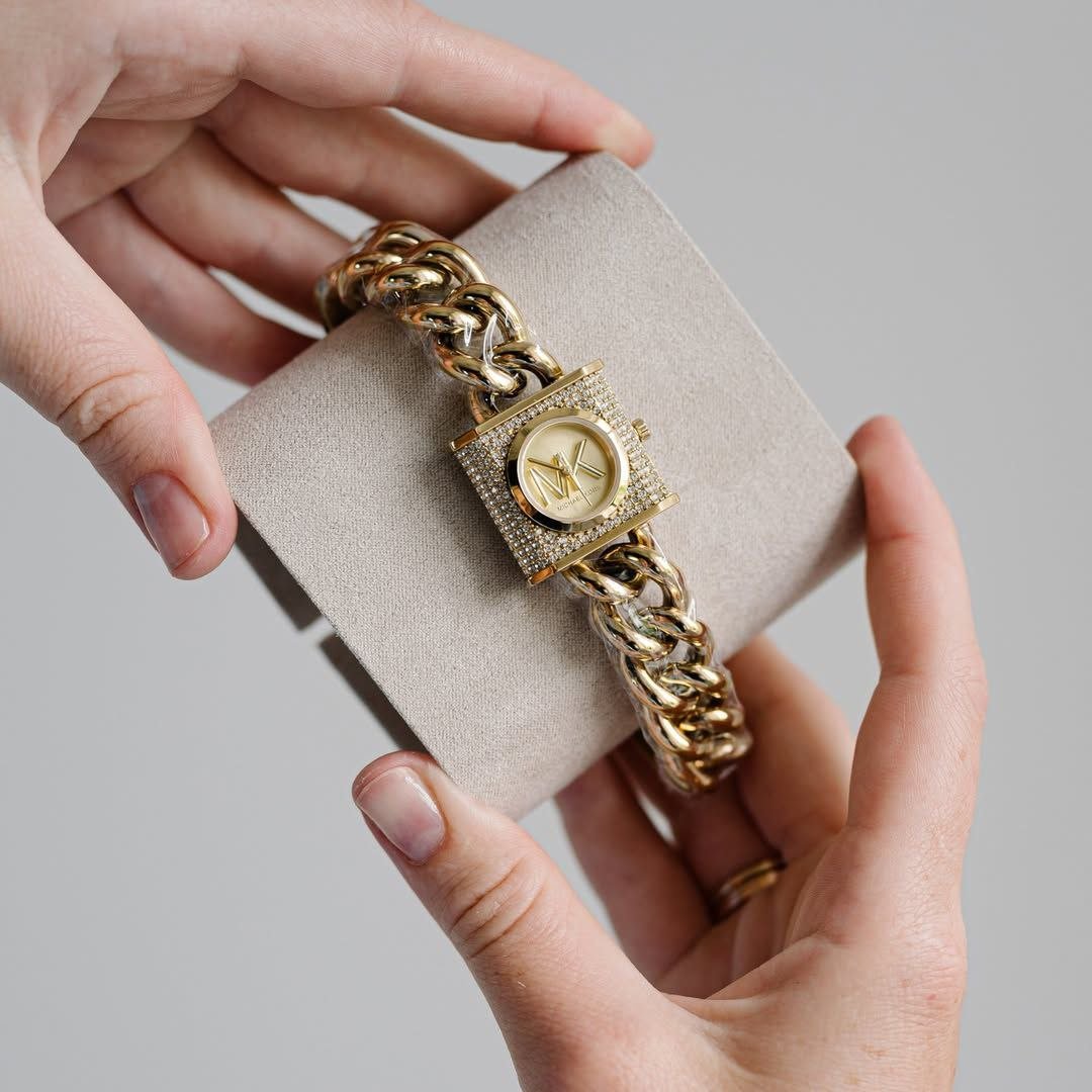 Michael Kors Fulton / Padlock Bracelet Watch (Gold-Tone Stainless Steel Case with Pavé Crystal Accent, Round Gold Dial with MK Logo, and Chunky Curb-Chain Link Bracelet) Gallery