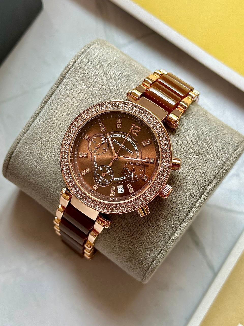 Michael Kors Parker — Rose Gold-Tone and Brown Acetate Chronograph with Pavé Bezel (Model Reference: MK6065 / Parker Collection) Gallery