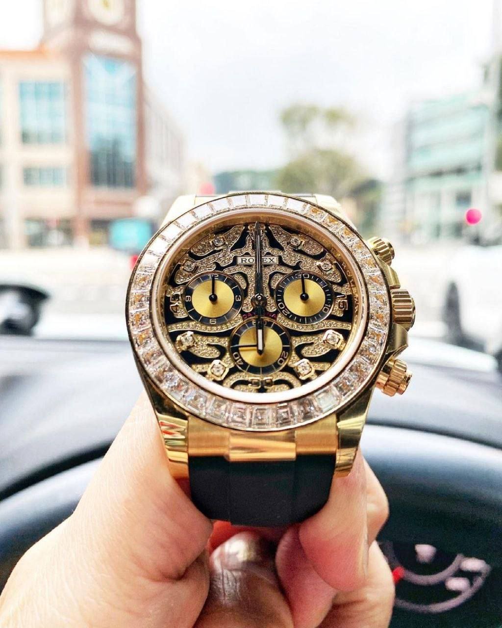 Rolex Cosmograph Daytona "Leopard / Eye of the Tiger" Custom Diamond Edition (18 ct Yellow Gold Case with Pave-Set Diamond & Black Lacquer Motif Dial, Baguette Diamond Bezel, and Black Oysterflex Strap) Gallery