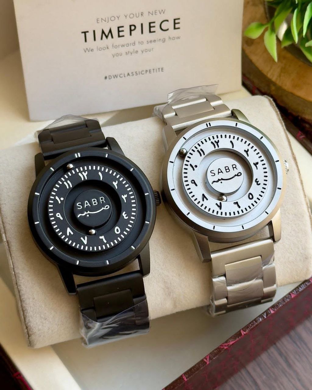 "SABR" Arabic Numeral Magnetic Ball Bearing Unisex Watch (Eone / Fashion Replica Edition) Gallery