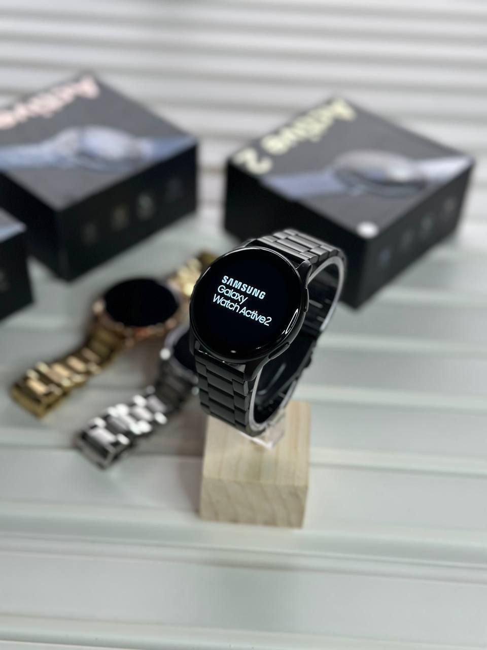 Samsung Galaxy Active 2 Smart Watch Gallery