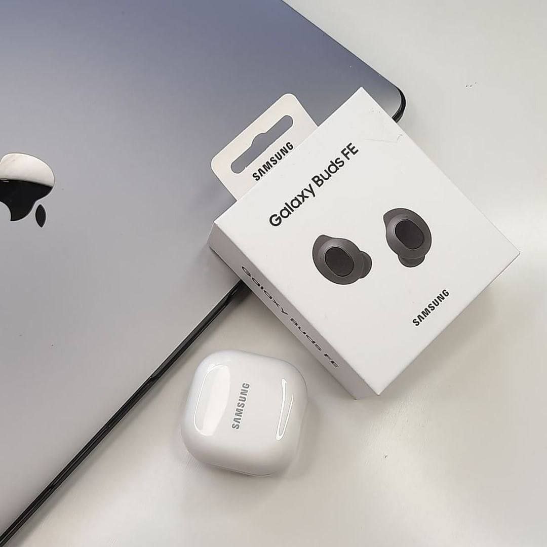 Samsung Galaxy Buds FE Gallery