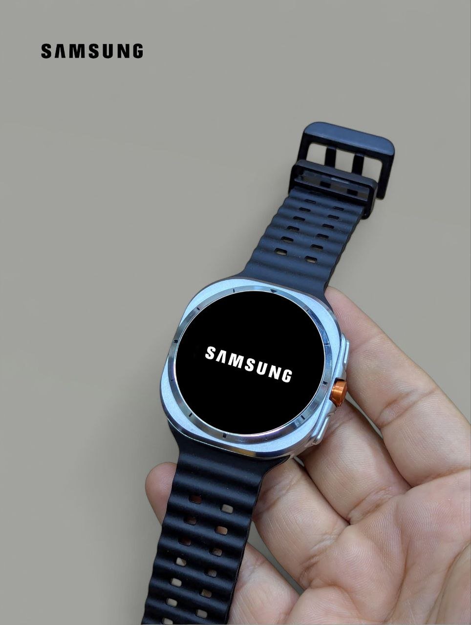Samsung Galaxy Watch Ultra Hover