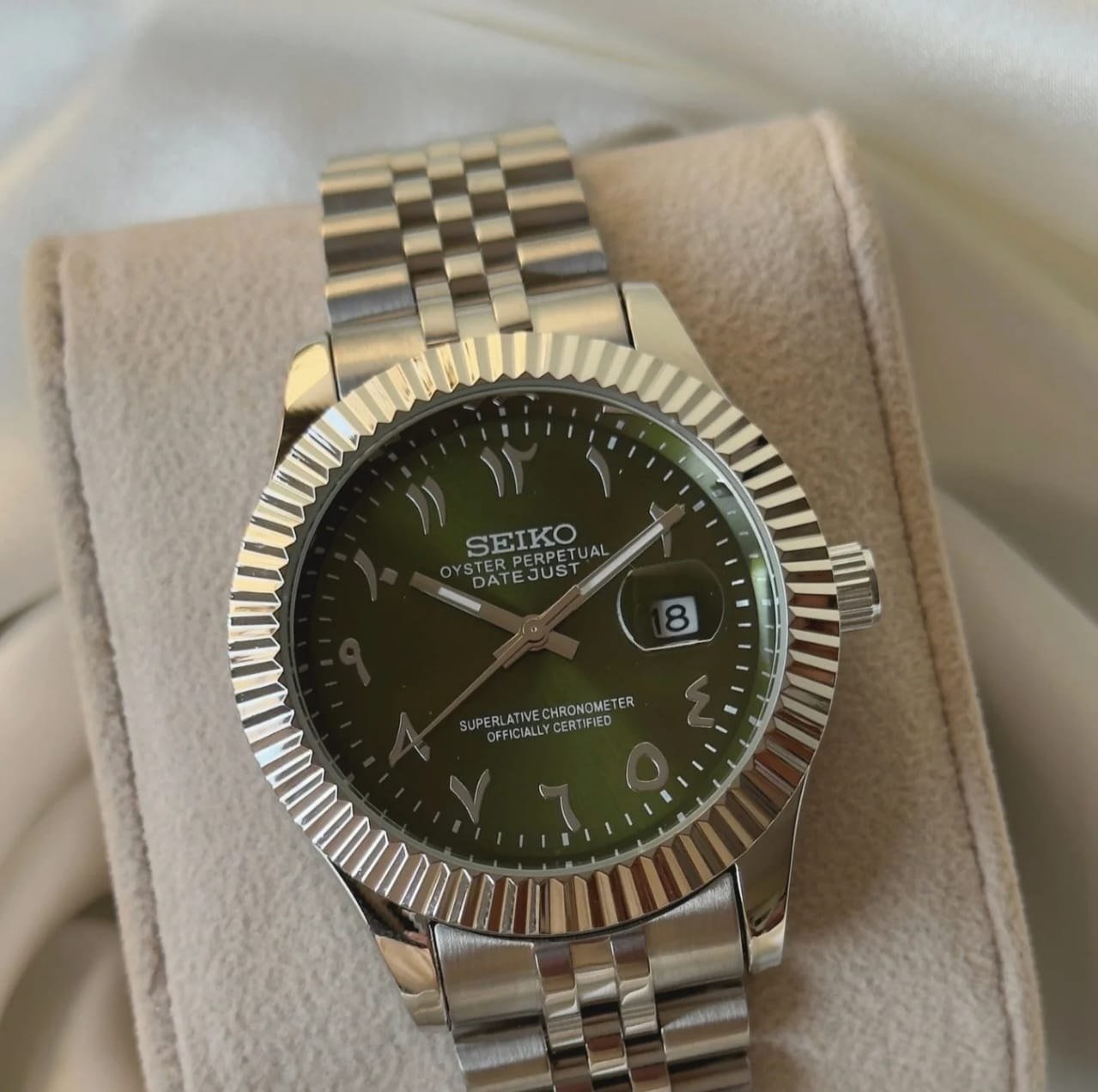 Seiko Mod Datejust "Arabic Dial" — Custom Build Stainless Steel Case with Fluted Bezel, Green Sunburst Eastern Arabic Numerals Dial, and Jubilee Bracelet Hover