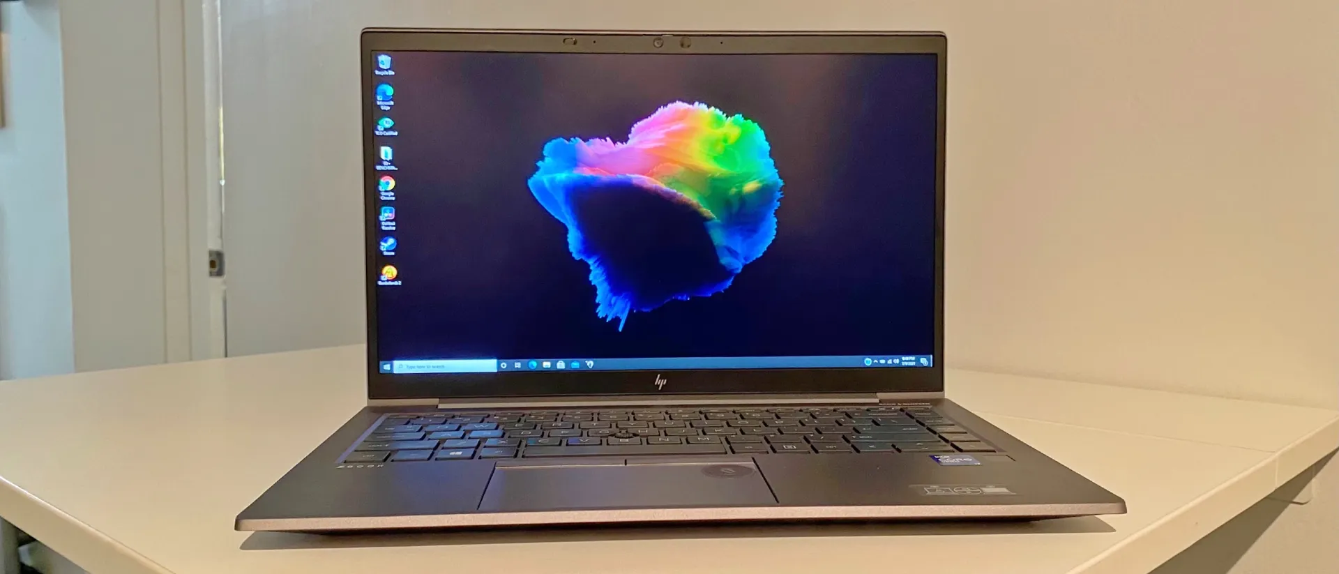 HP ZBook Firefly 14 G8 (Metal Body/Slim)